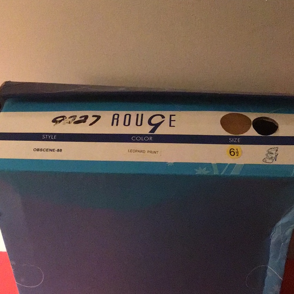 Heels - Picture 5 of 5